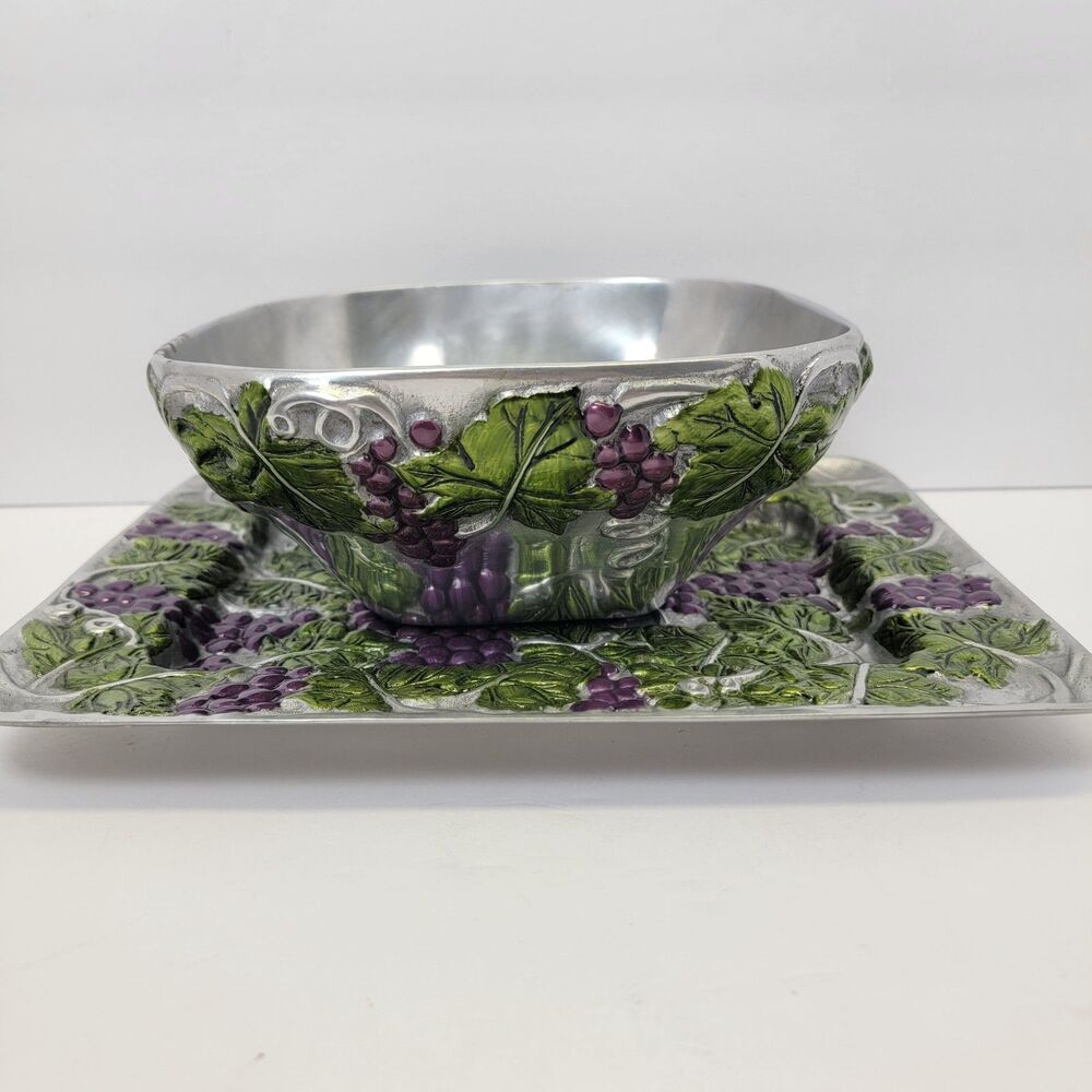 Ashleigh Manor Pewter Grape Themed Bowl and Platter Set